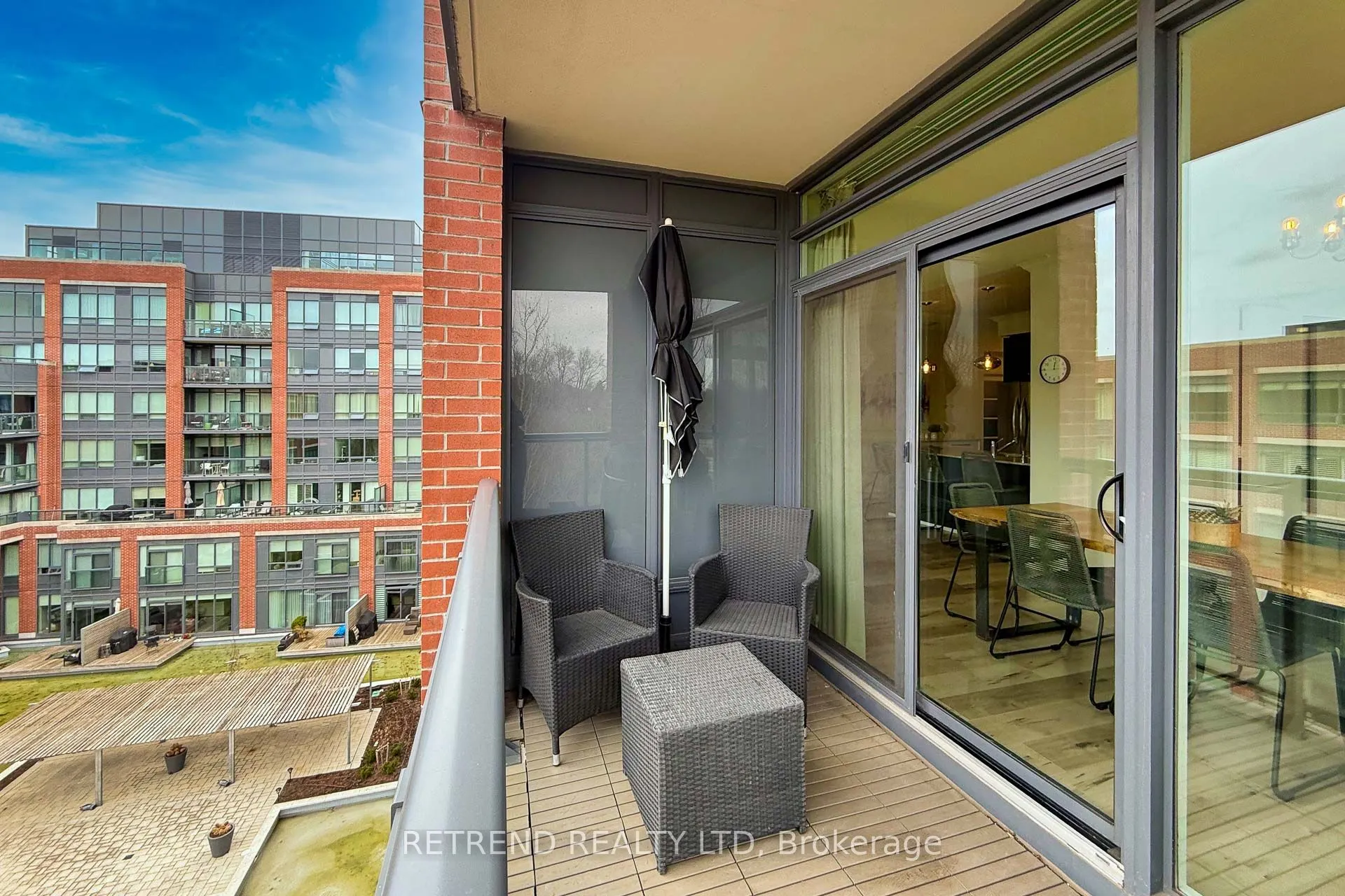 7608 Yonge Street, #541