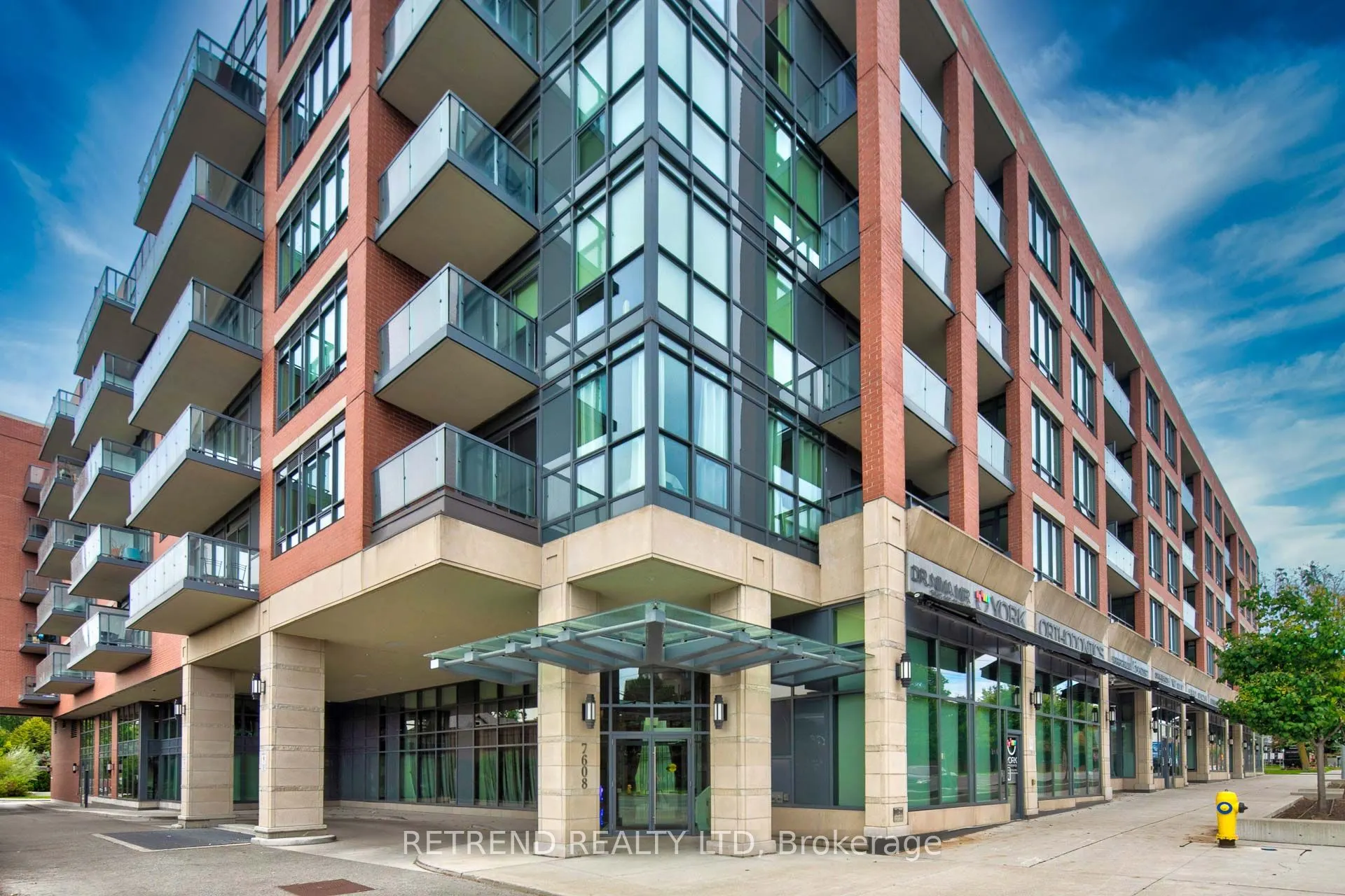 7608 Yonge Street, #541