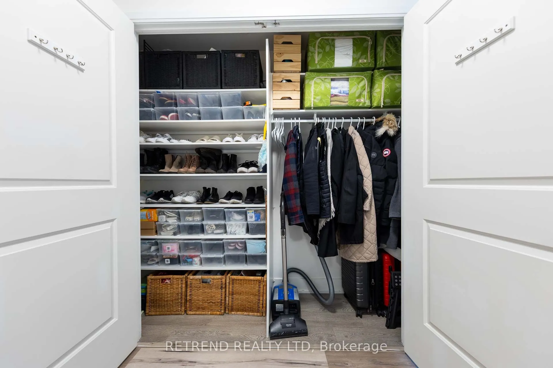 7608 Yonge Street, #541