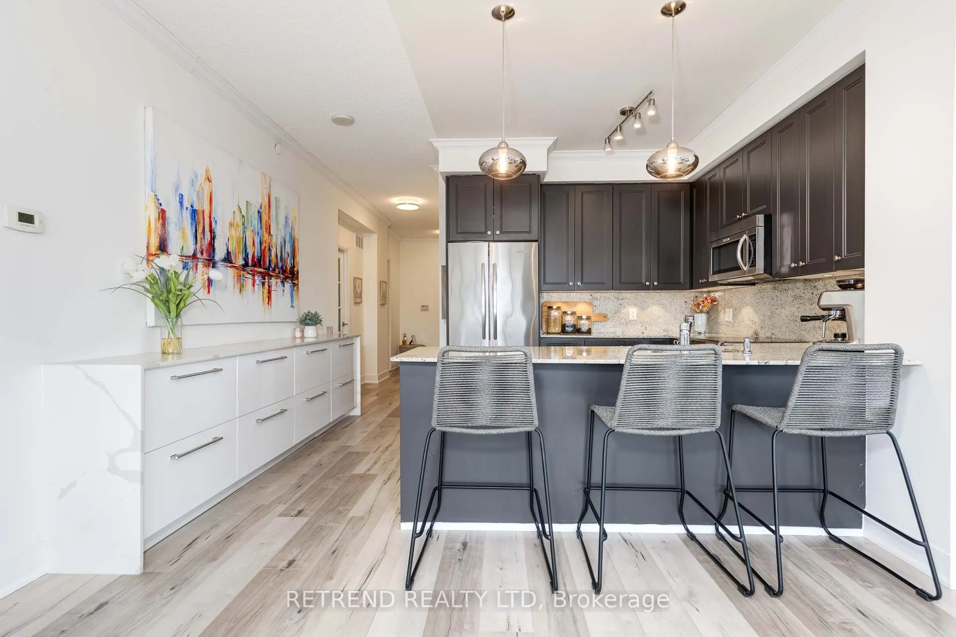 7608 Yonge Street, #541