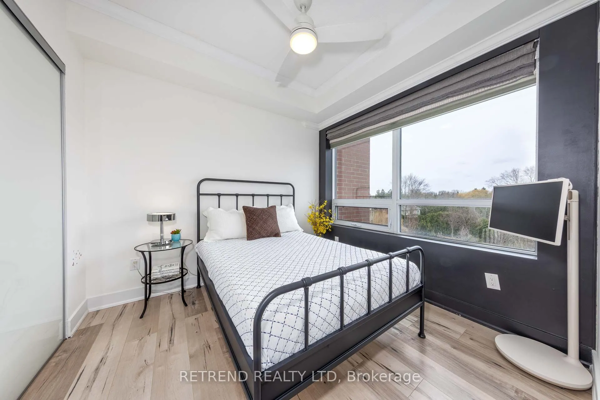 7608 Yonge Street, #541
