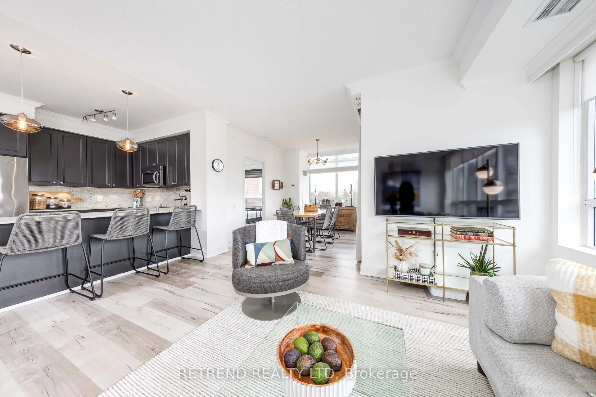 7608 Yonge Street, #541