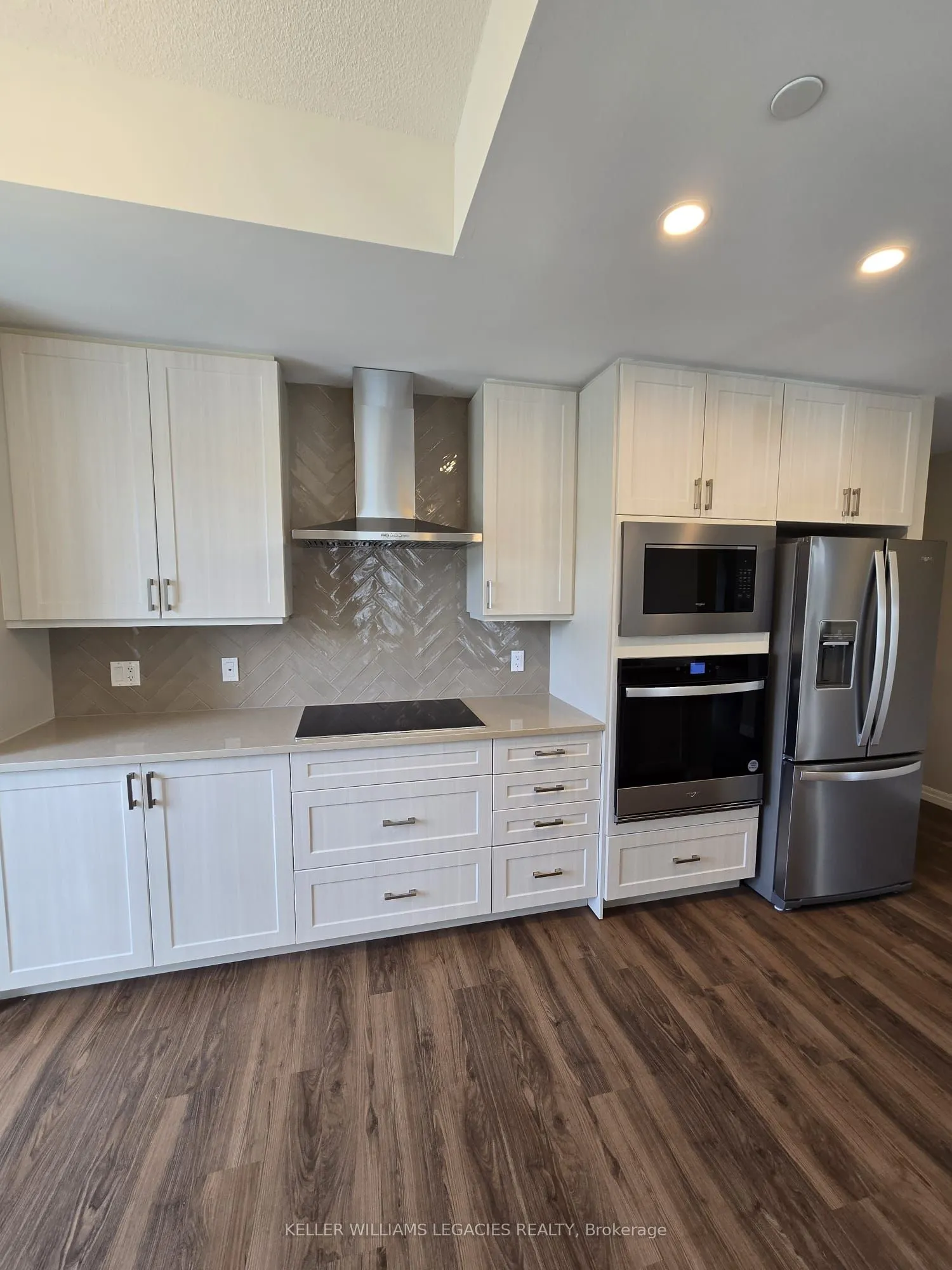 460 William Graham Drive, #113
