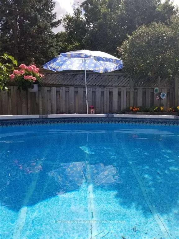 129 Kerr Boulevard