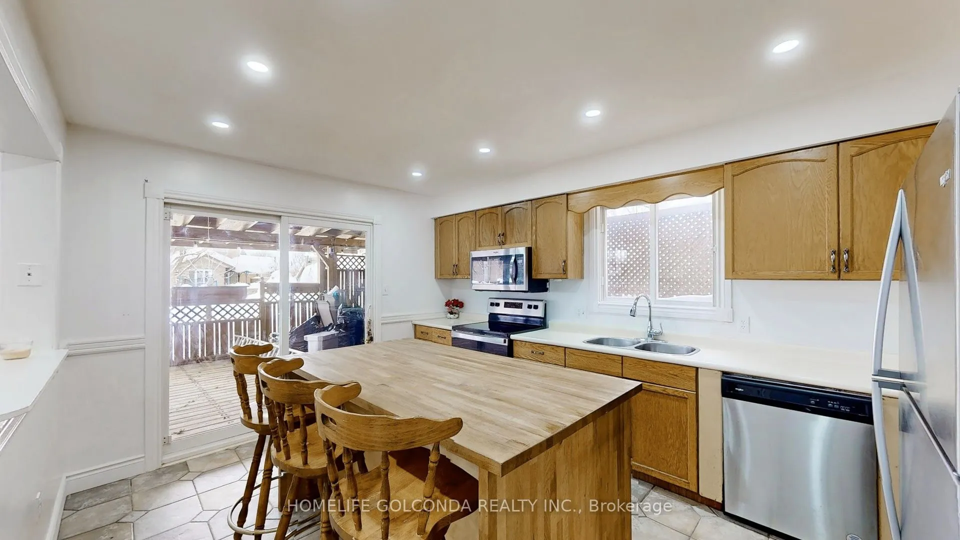 129 Kerr Boulevard