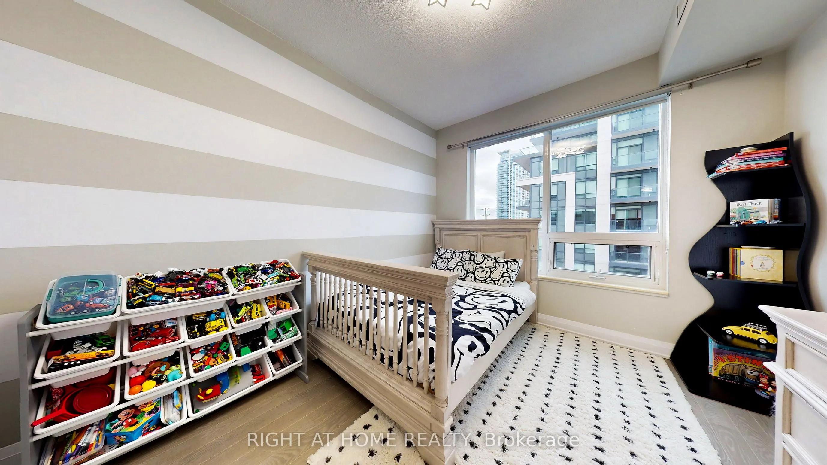 398 Highway 7 E, #710