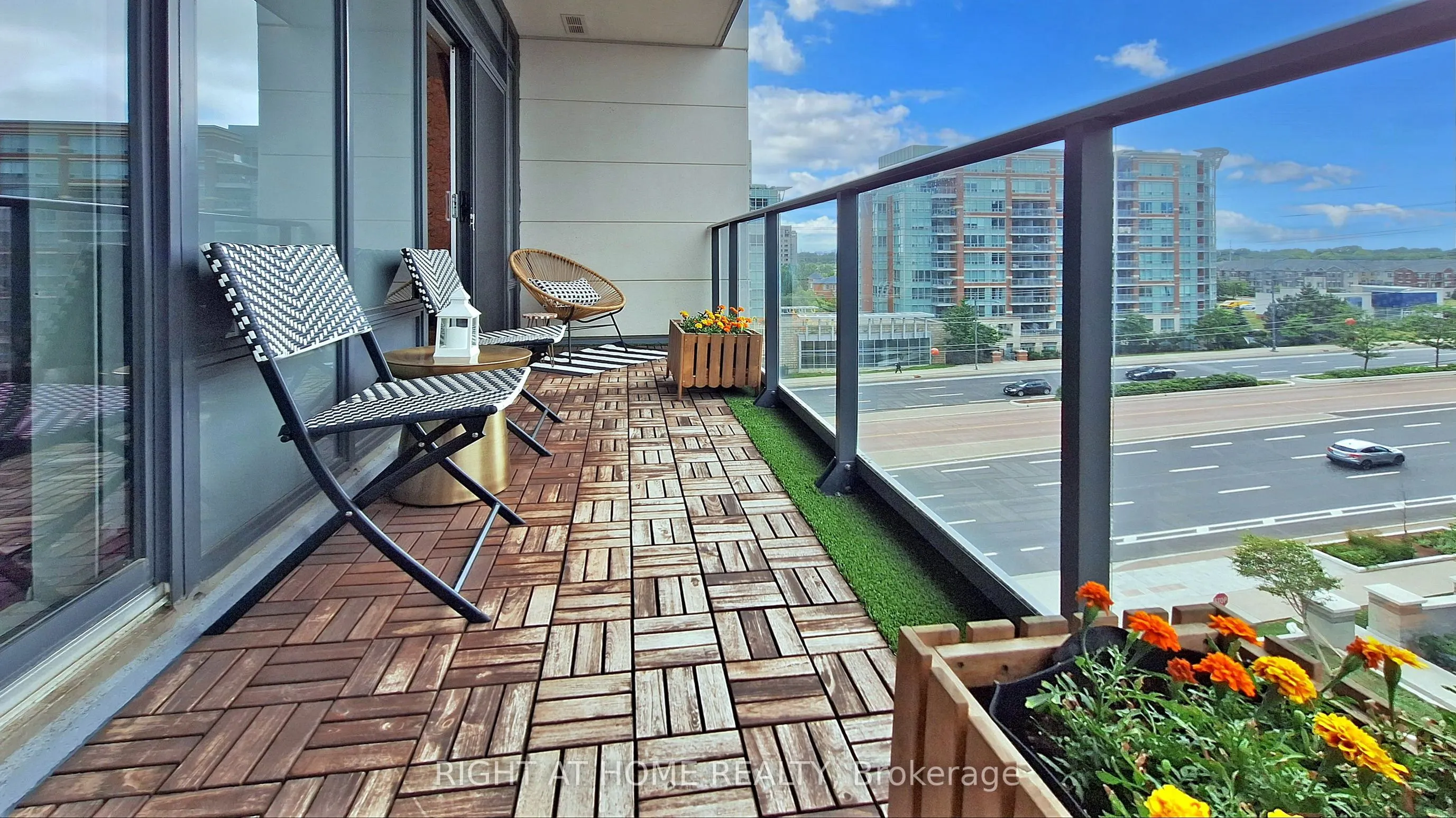 398 Highway 7 E, #710