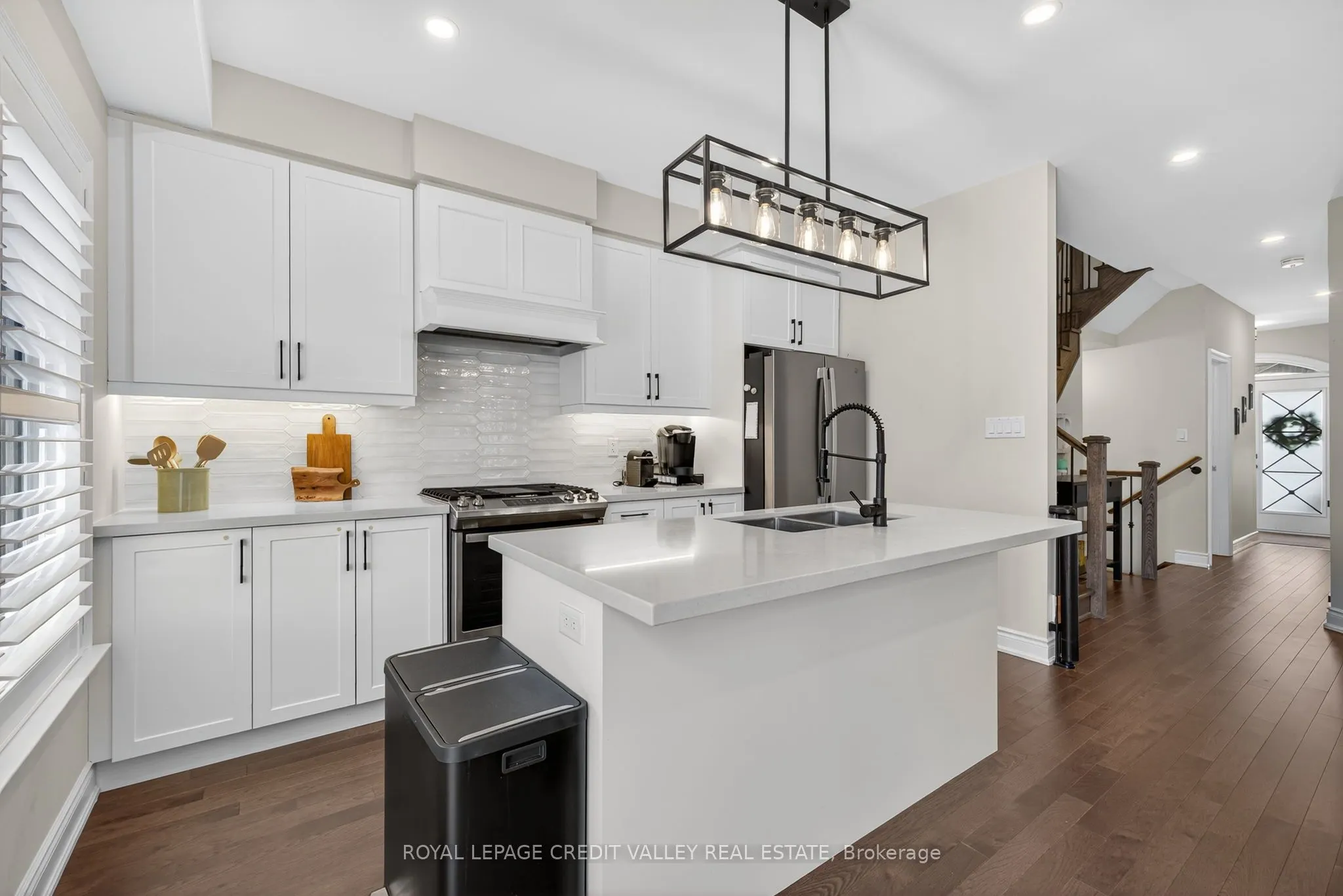 29 Janes Crescent