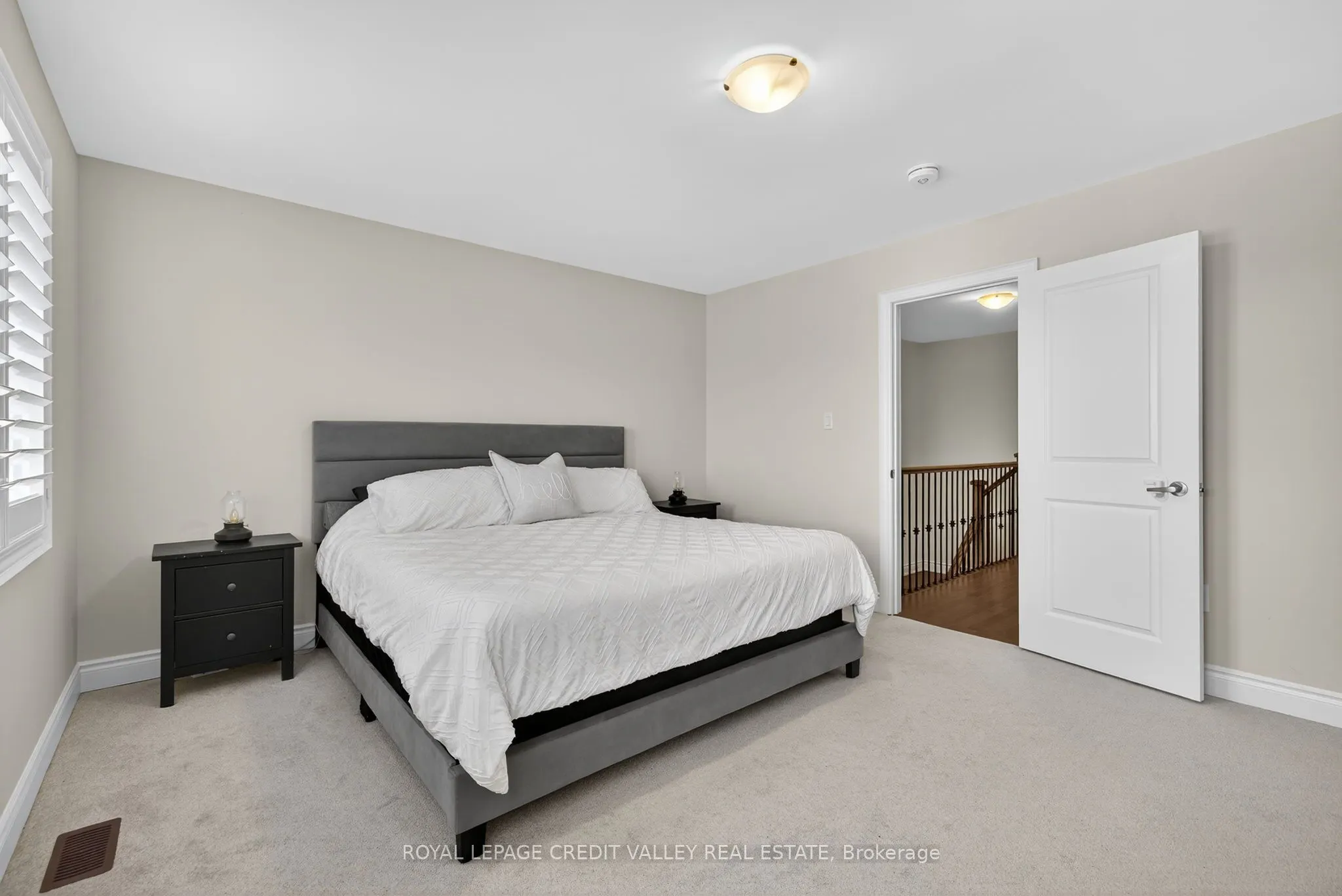 29 Janes Crescent