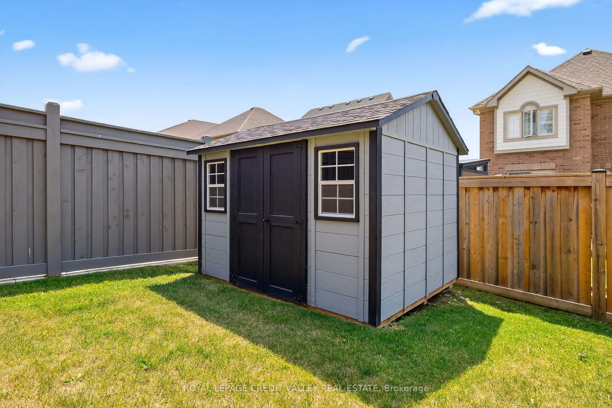 29 Janes Crescent
