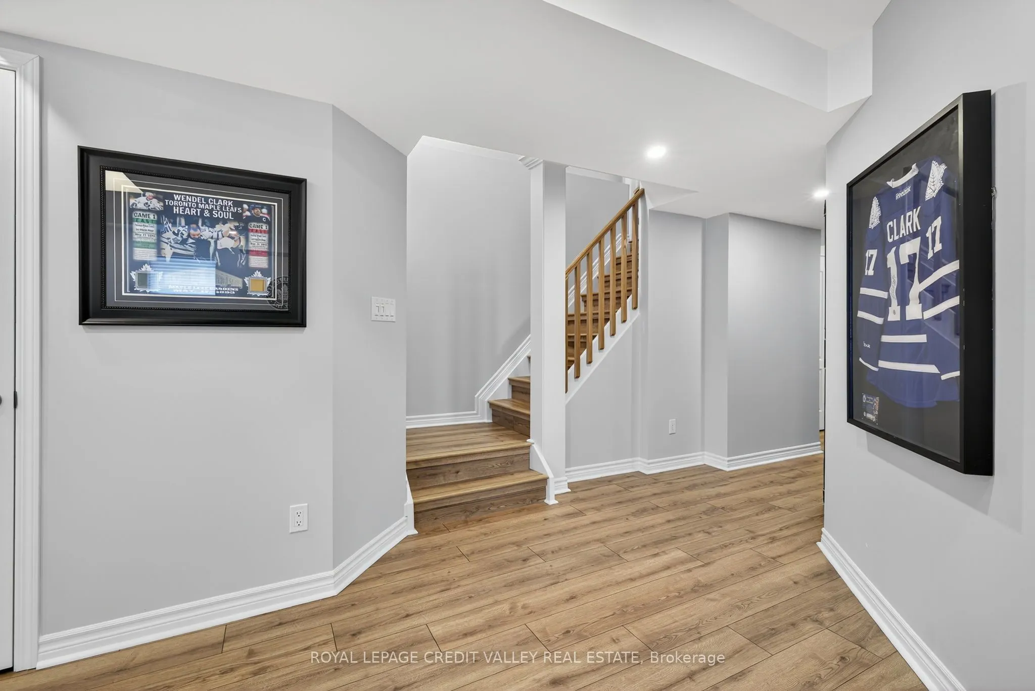 29 Janes Crescent