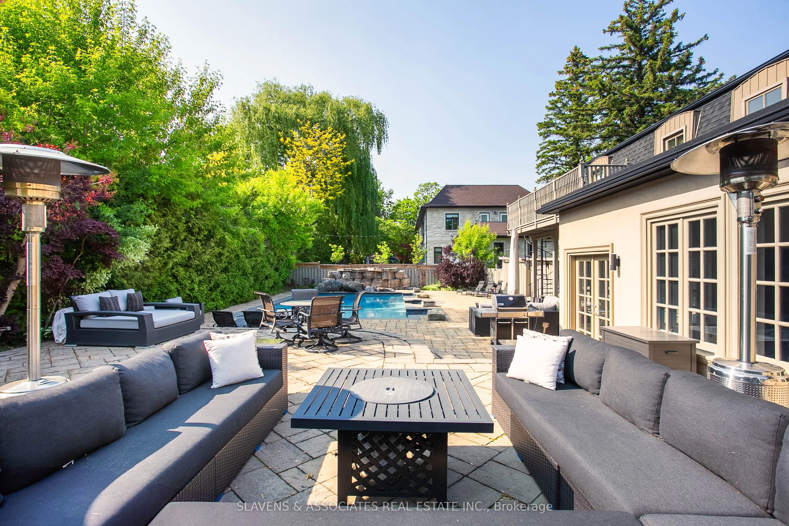 18 Hammok Crescent