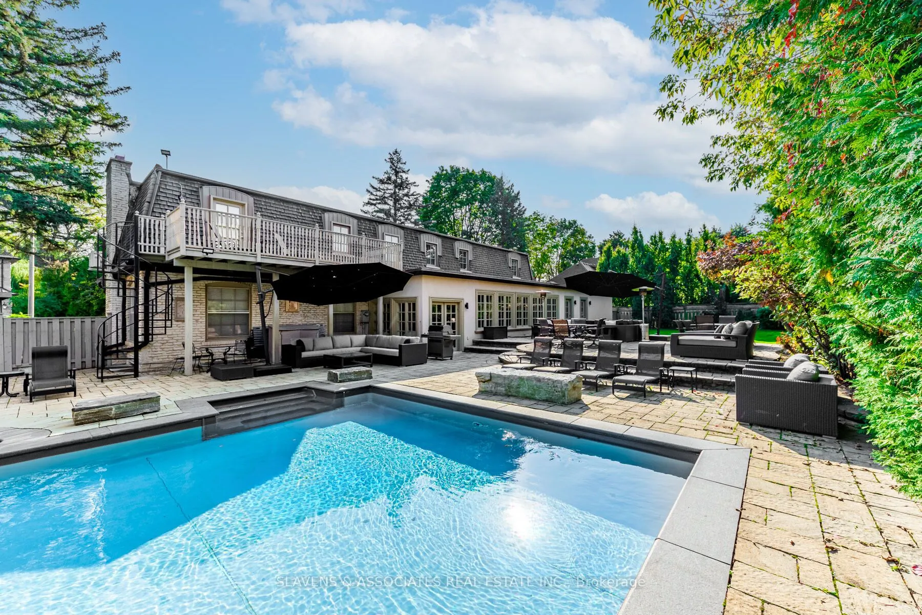 18 Hammok Crescent