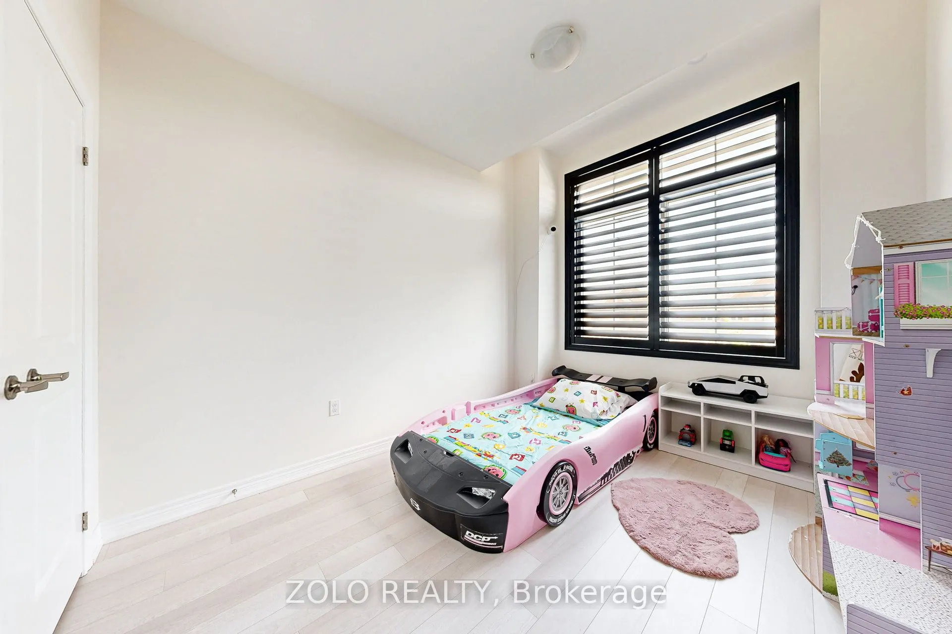 576 Barons Street
