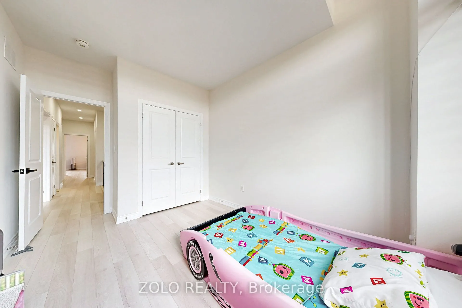 576 Barons Street