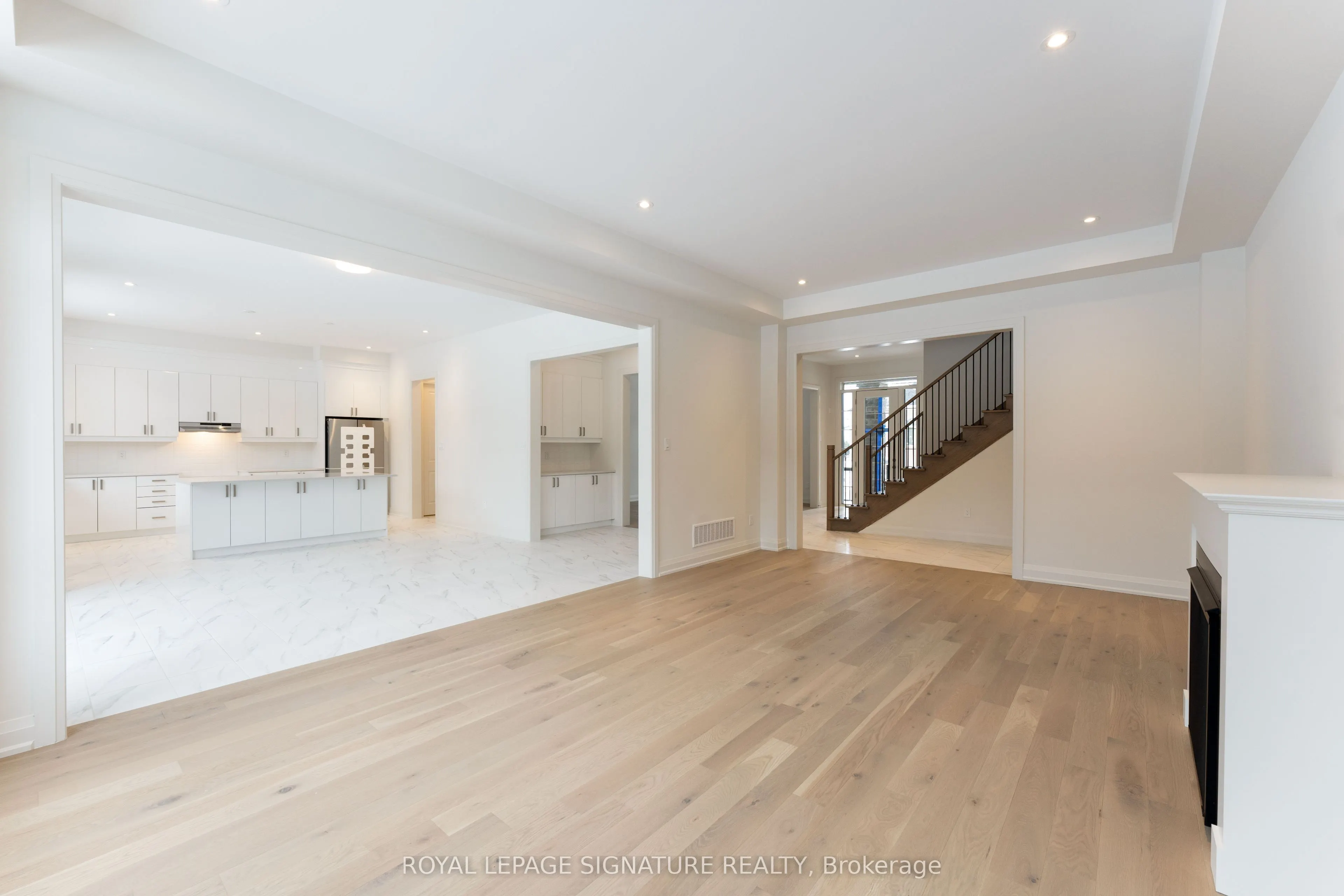 9 Mayflower Gardens