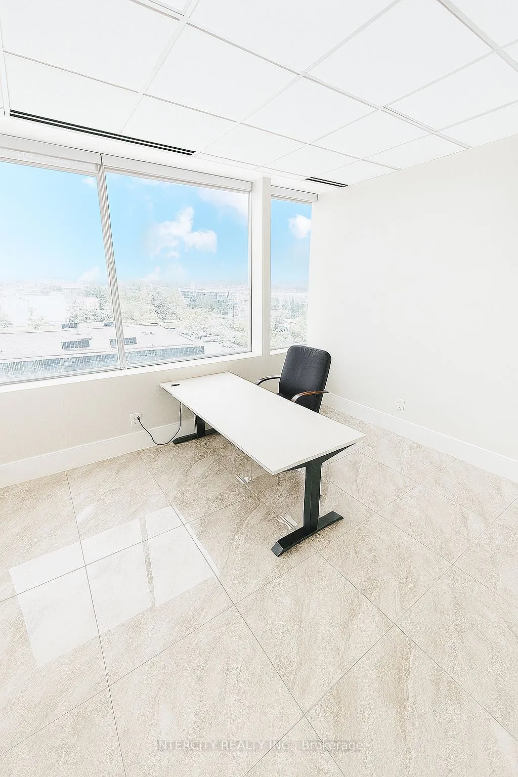 216 Chrislea Road, #502