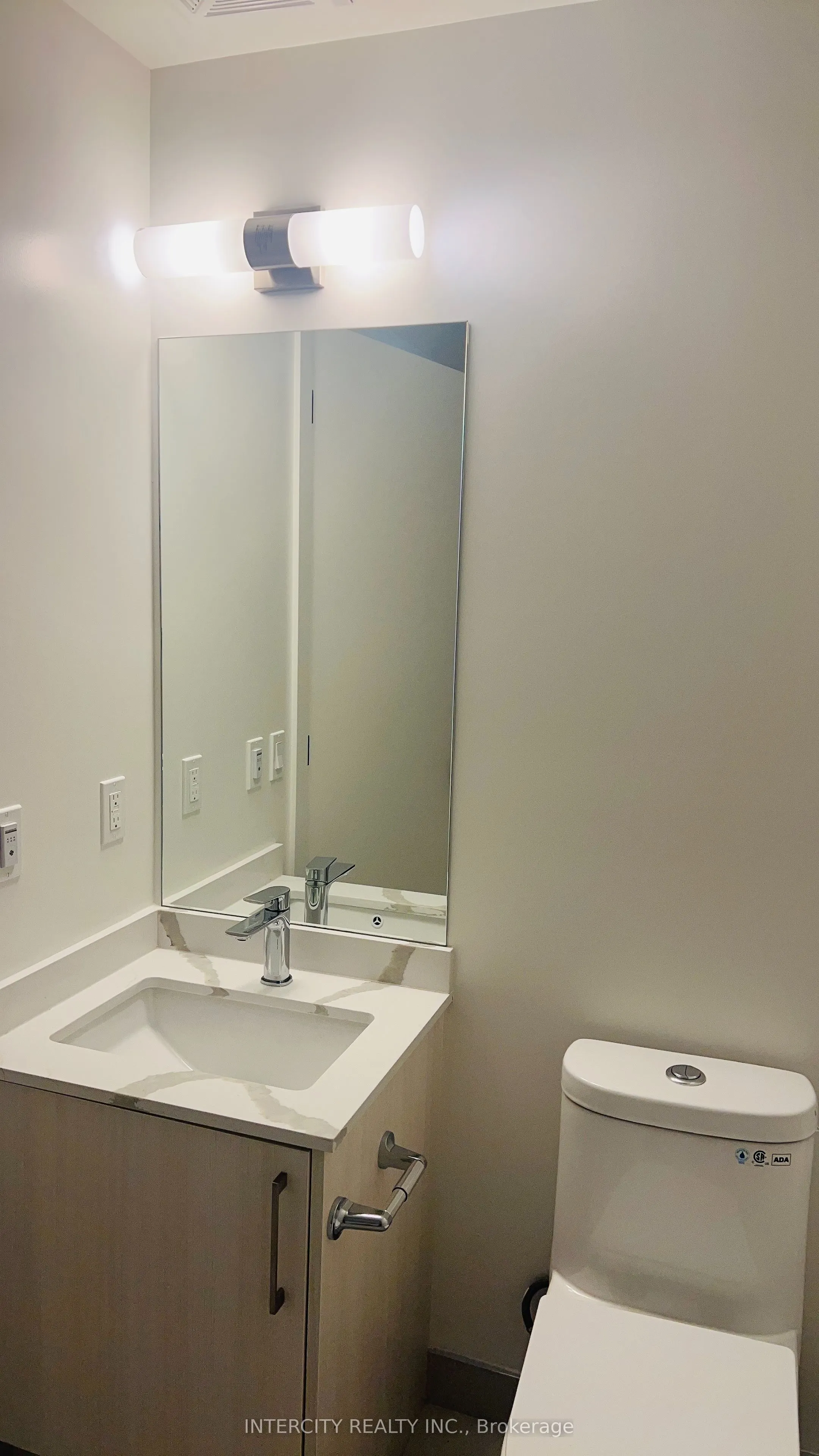 2075 King Road, #331