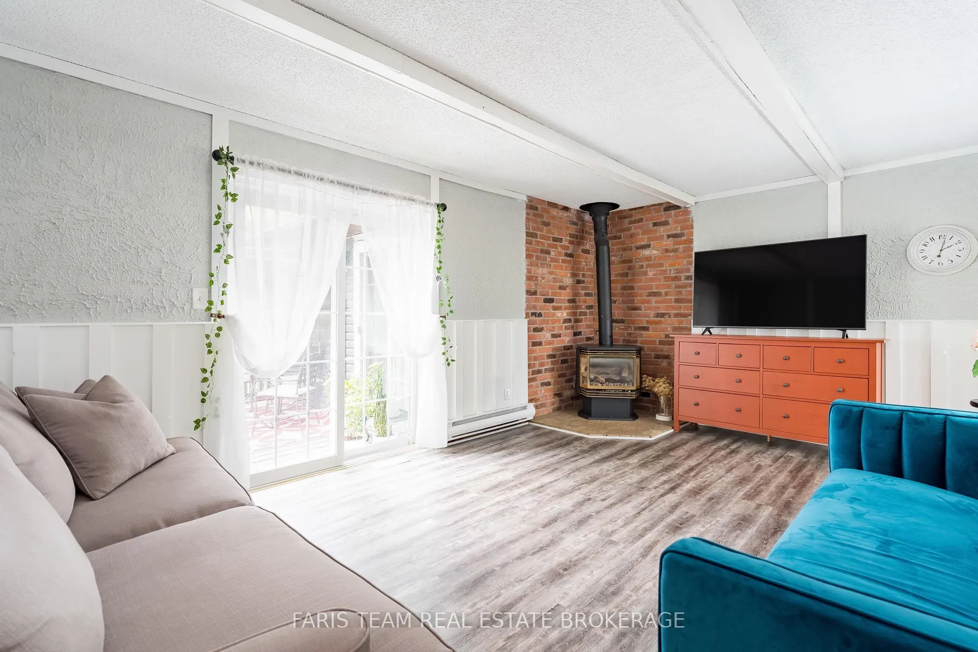 6234 Yonge Street