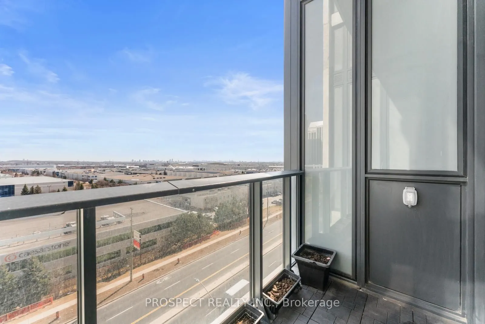 9000 Jane Street, #708