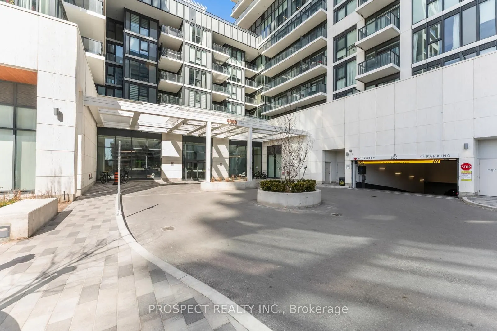 9000 Jane Street, #708