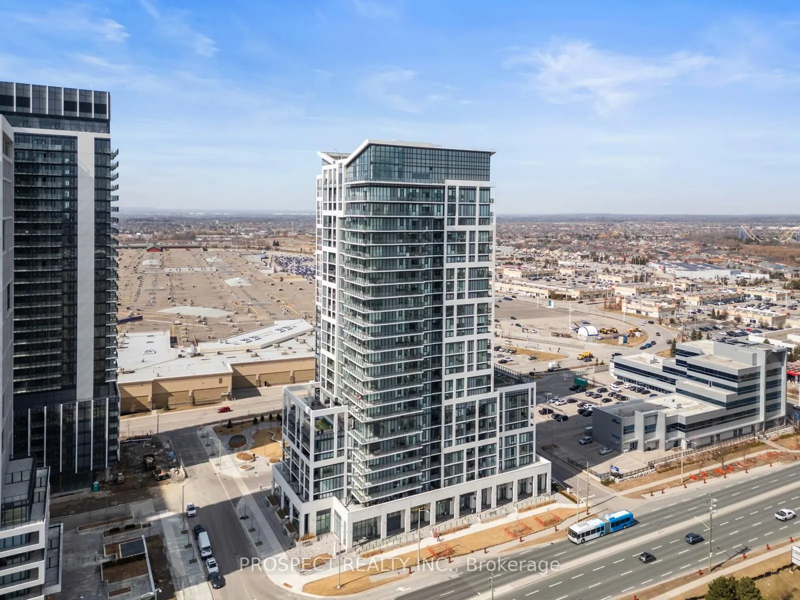 9000 Jane Street, #708