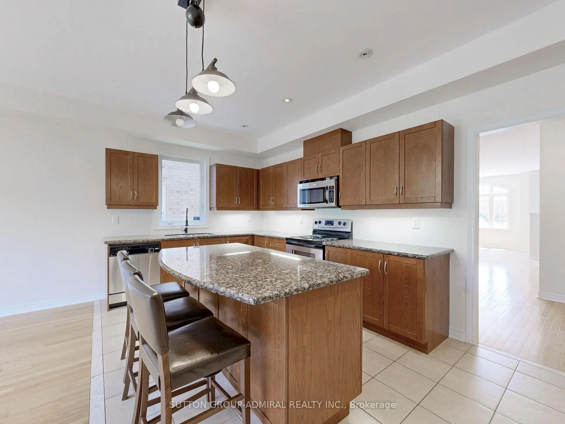 700 Summeridge Drive, #11