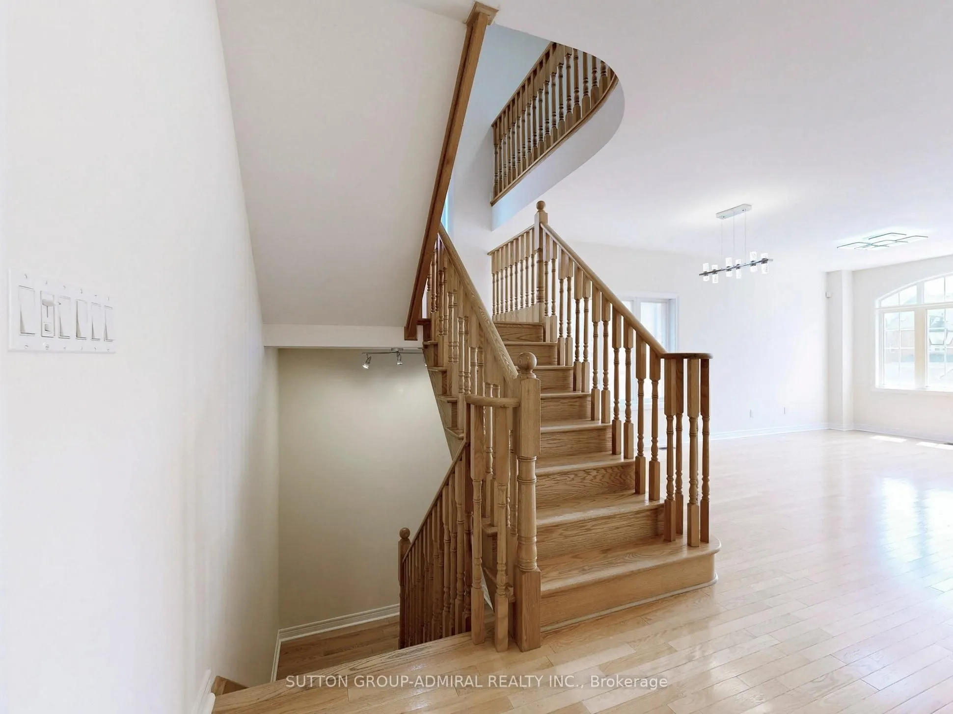 700 Summeridge Drive, #11