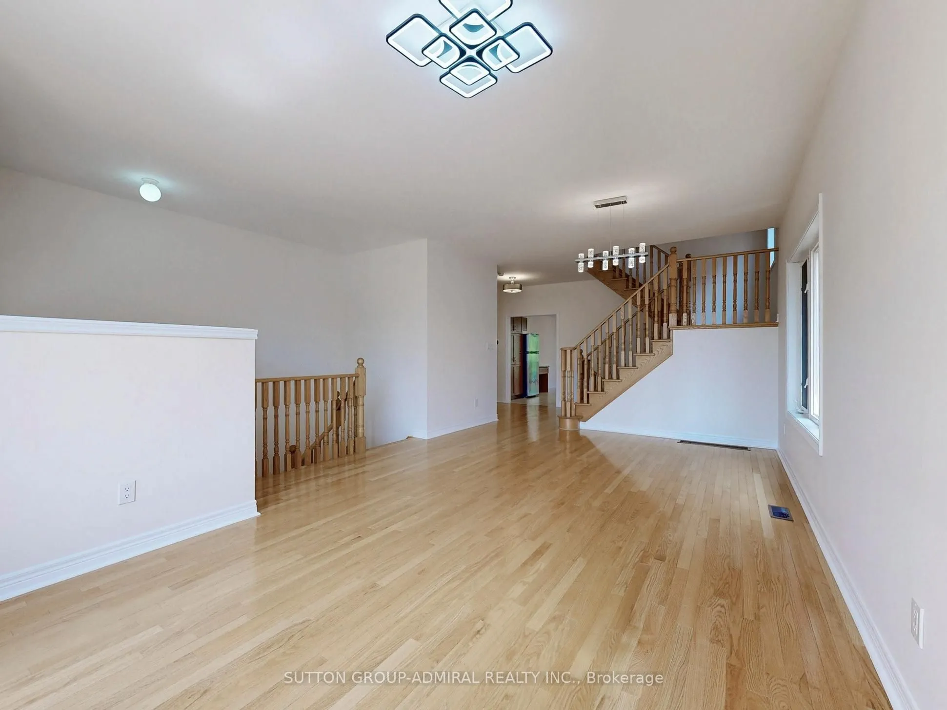 700 Summeridge Drive, #11