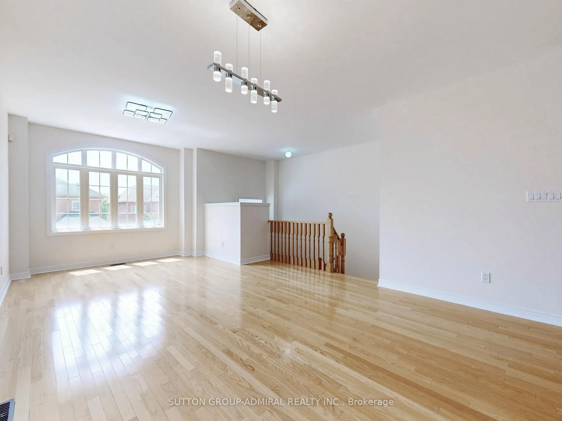 700 Summeridge Drive, #11