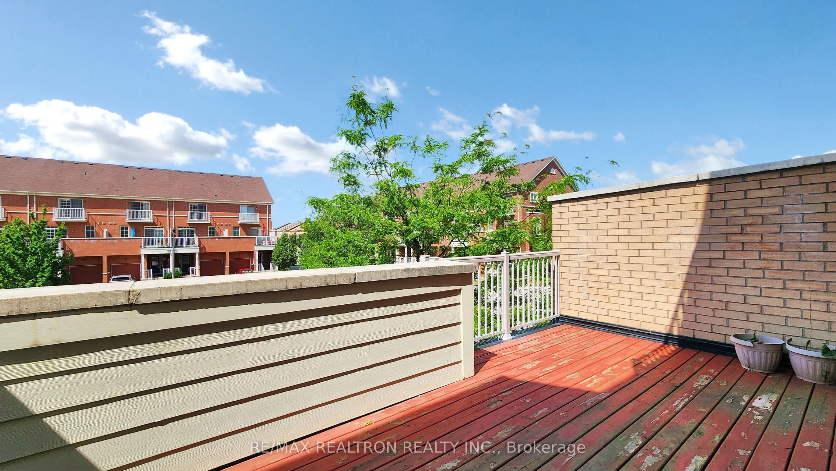 48 Cathedral High Street, #Upper Level