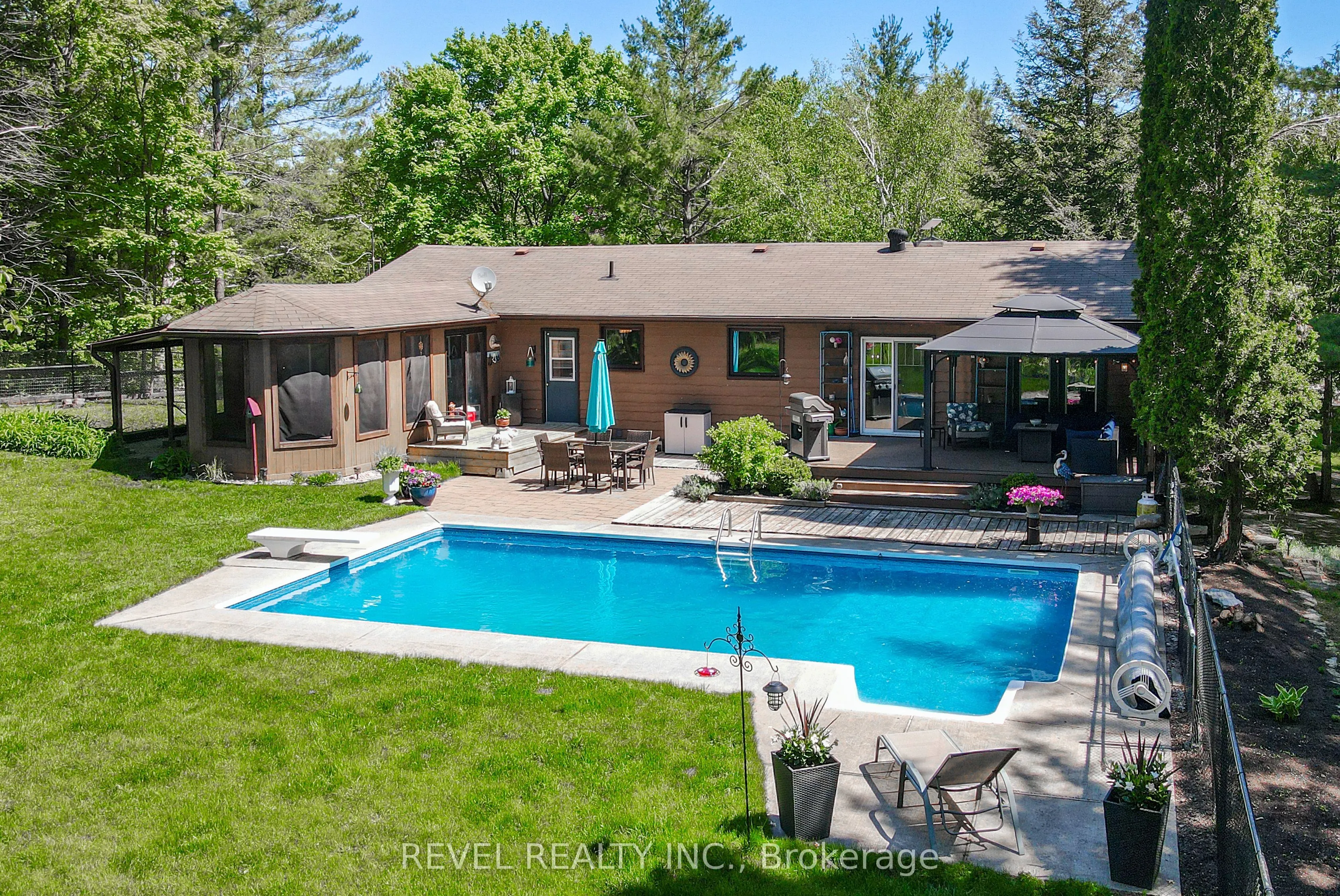 20 The Pines Lane