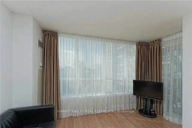 50 Disera Drive, #514
