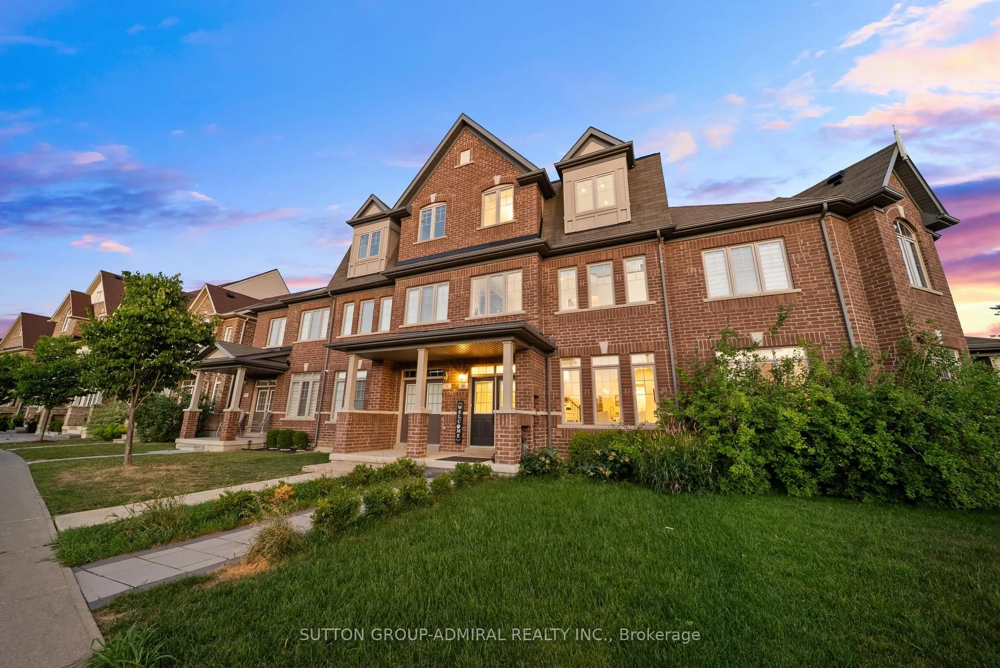 49 East's Corners Boulevard