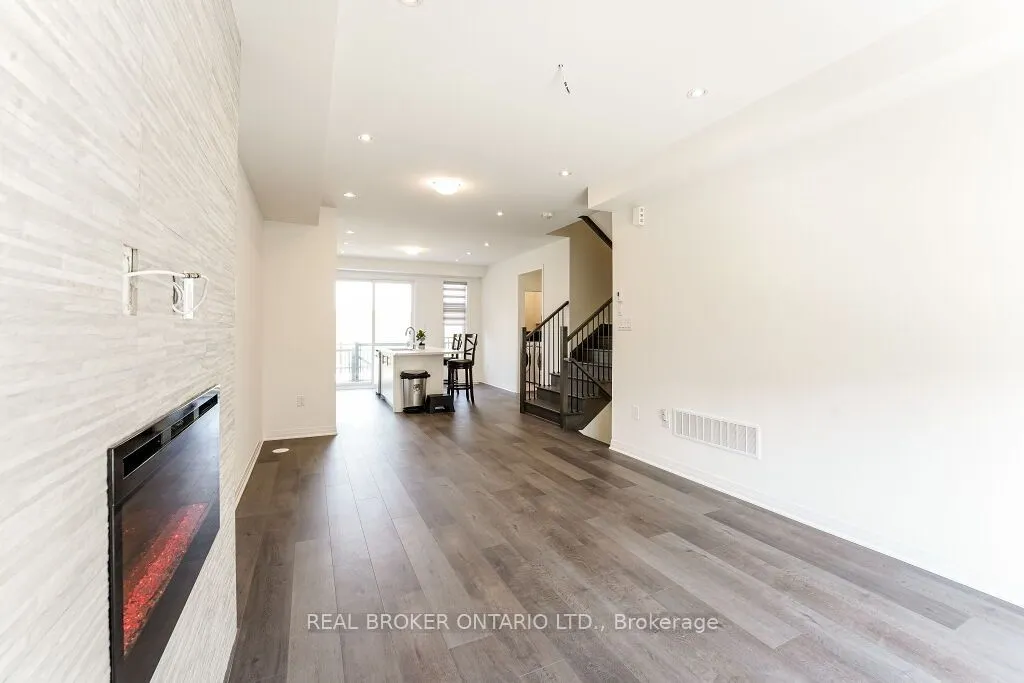 34 Totten Trail, #17