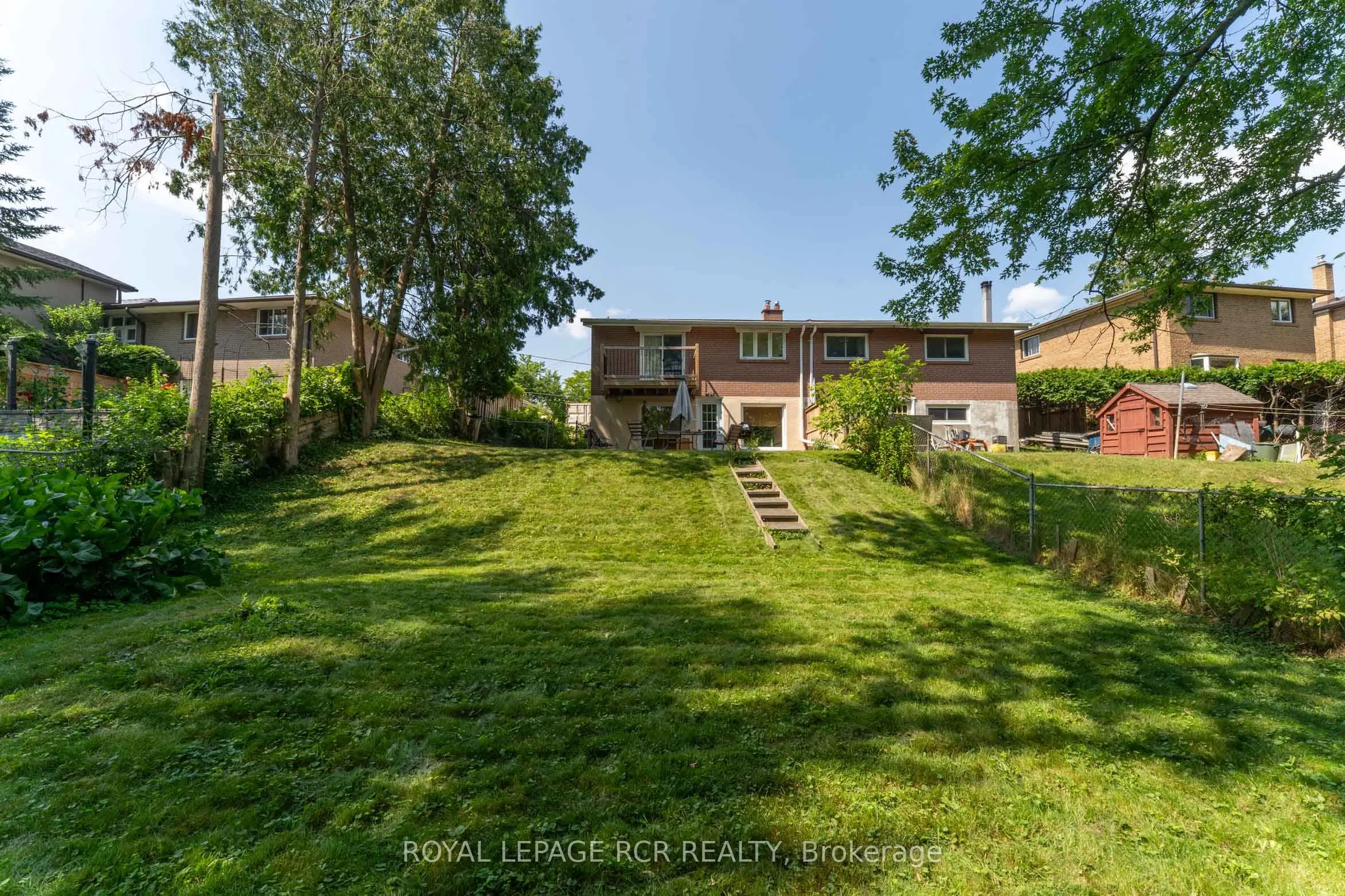 9 Dunham Crescent