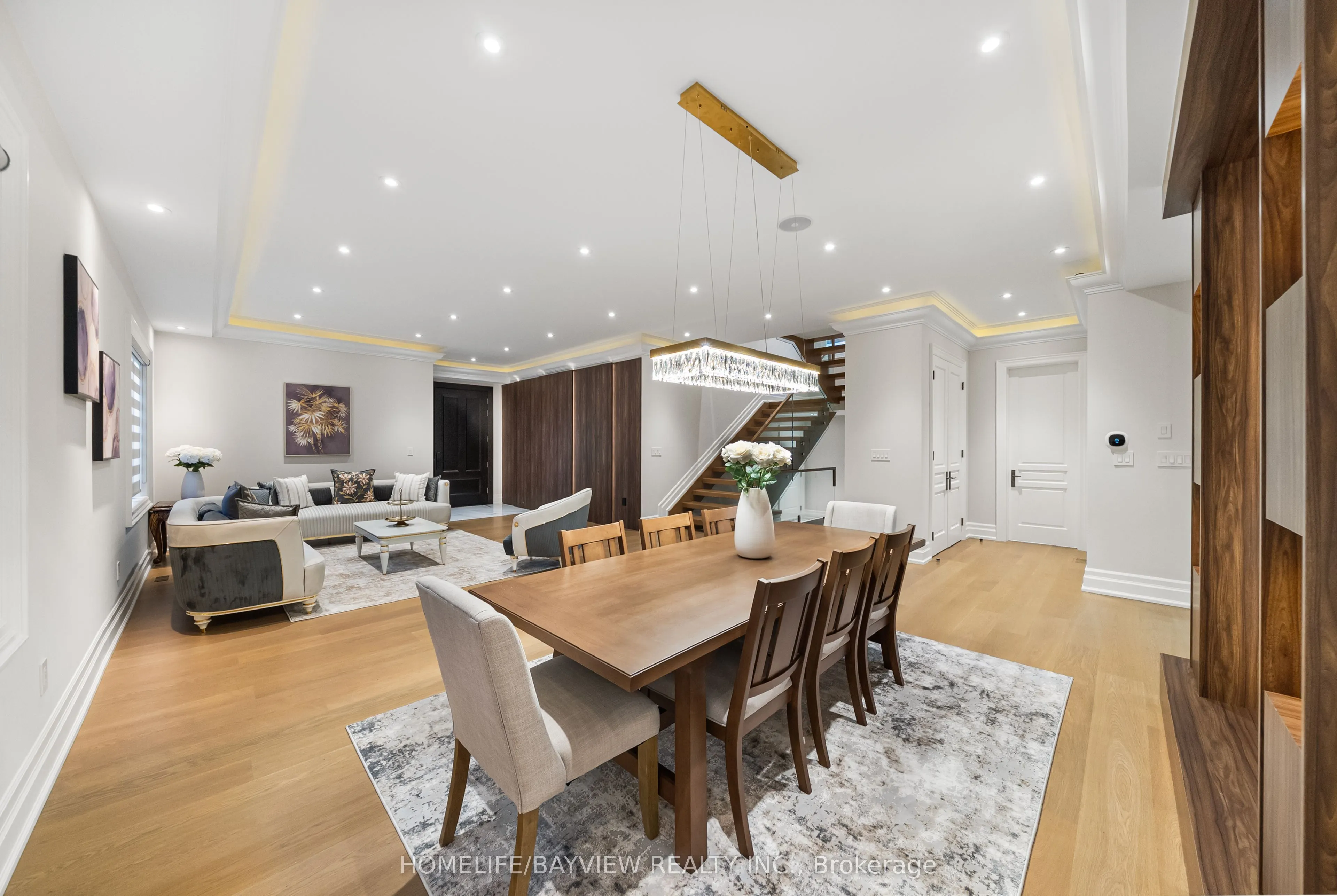 35 HARDING Boulevard
