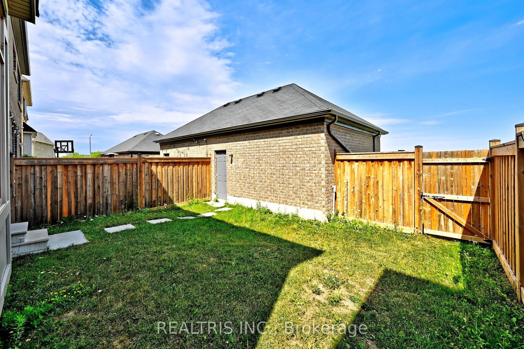 35 Gordon Landon Drive