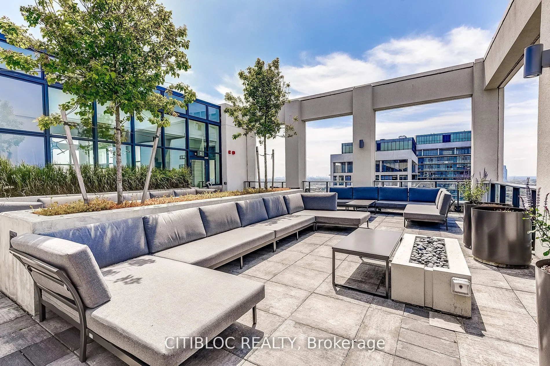 9000 Jane Street, #1408