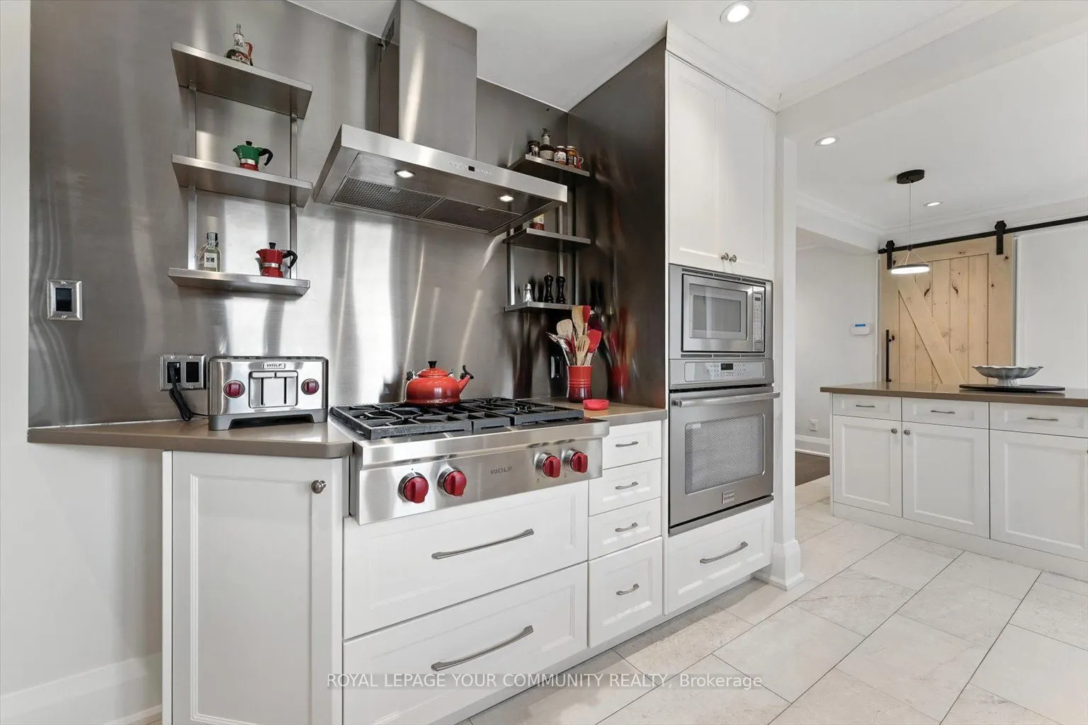 165 Clearview Heights