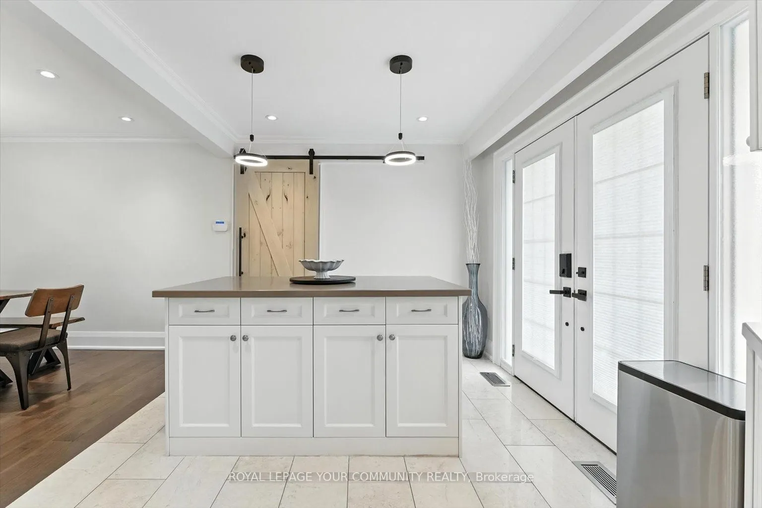 165 Clearview Heights