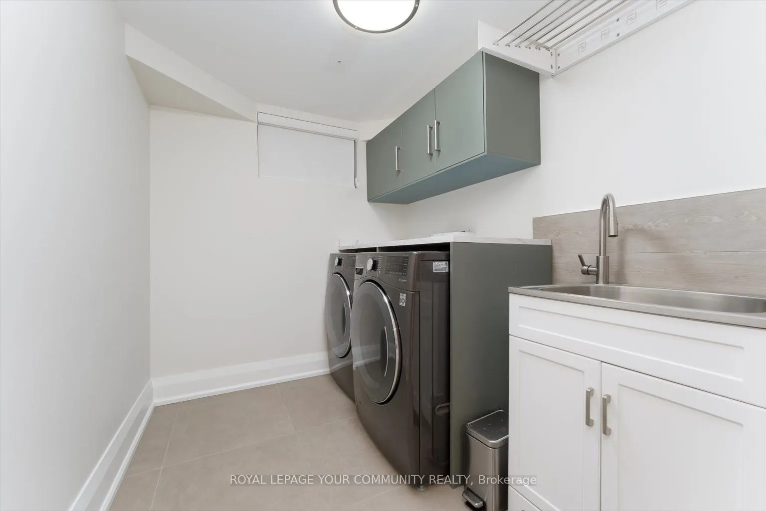 165 Clearview Heights