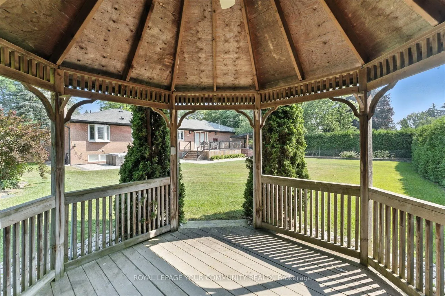 165 Clearview Heights