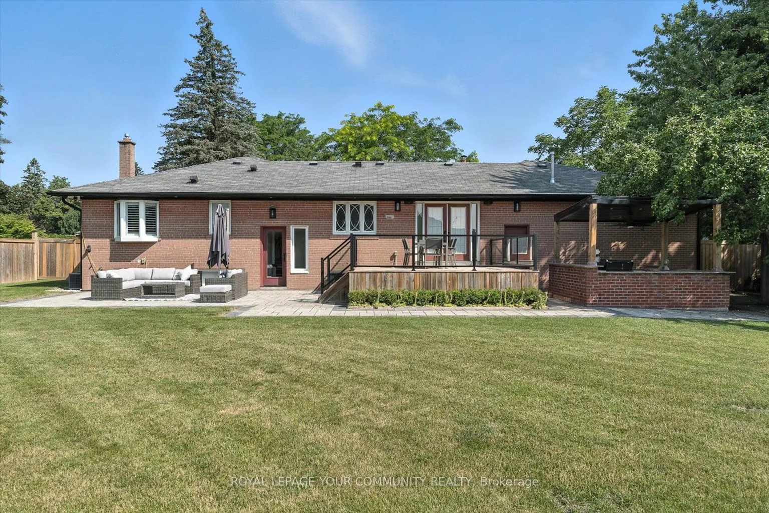 165 Clearview Heights