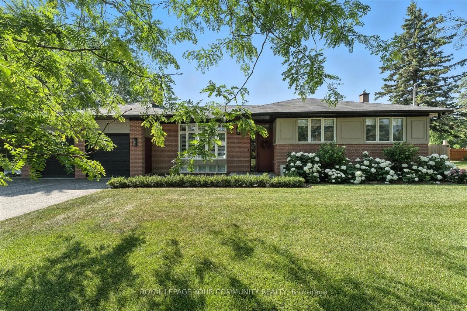 165 Clearview Heights