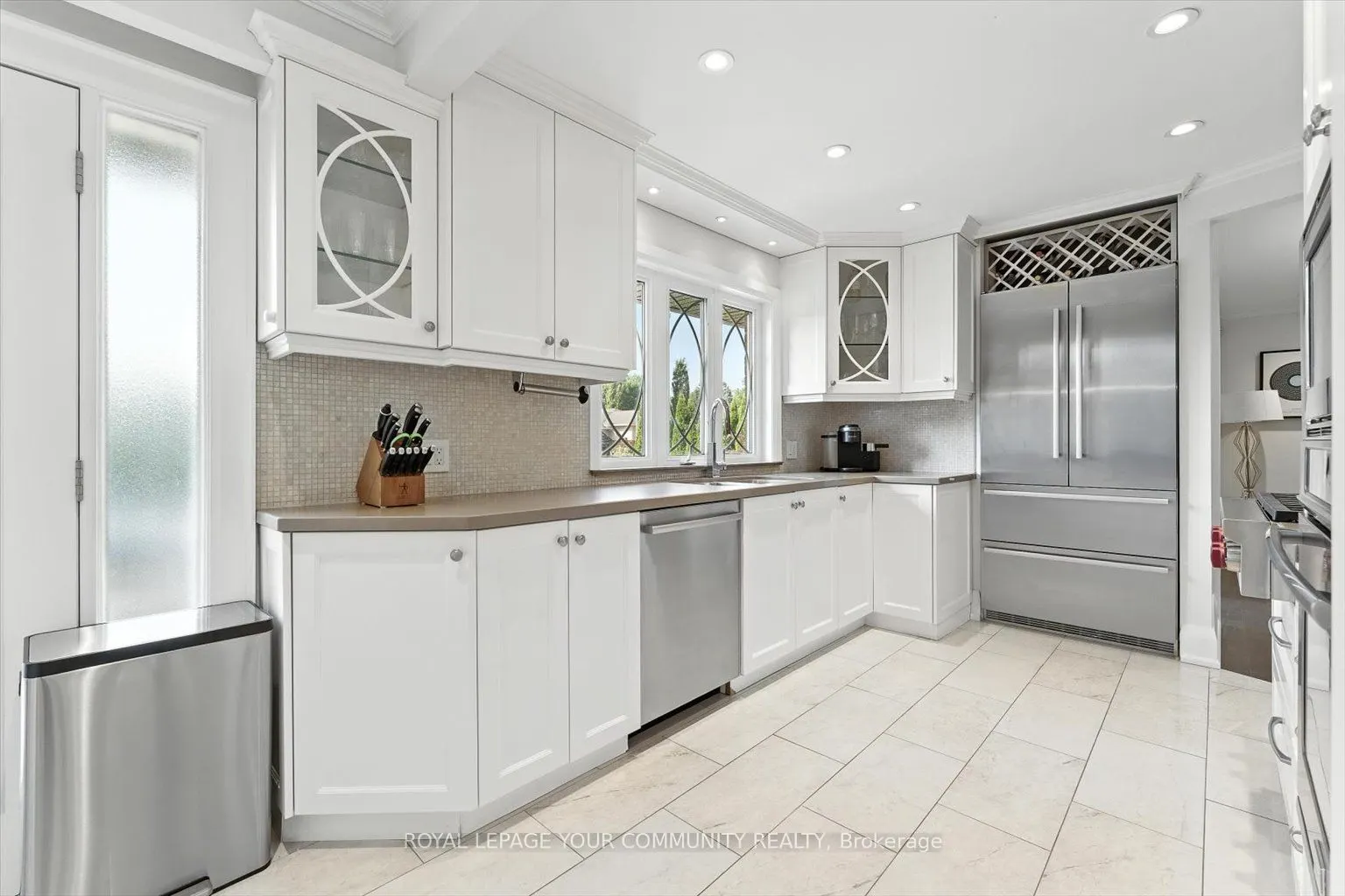 165 Clearview Heights