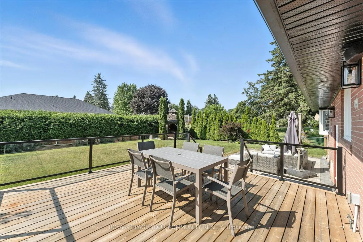 165 Clearview Heights