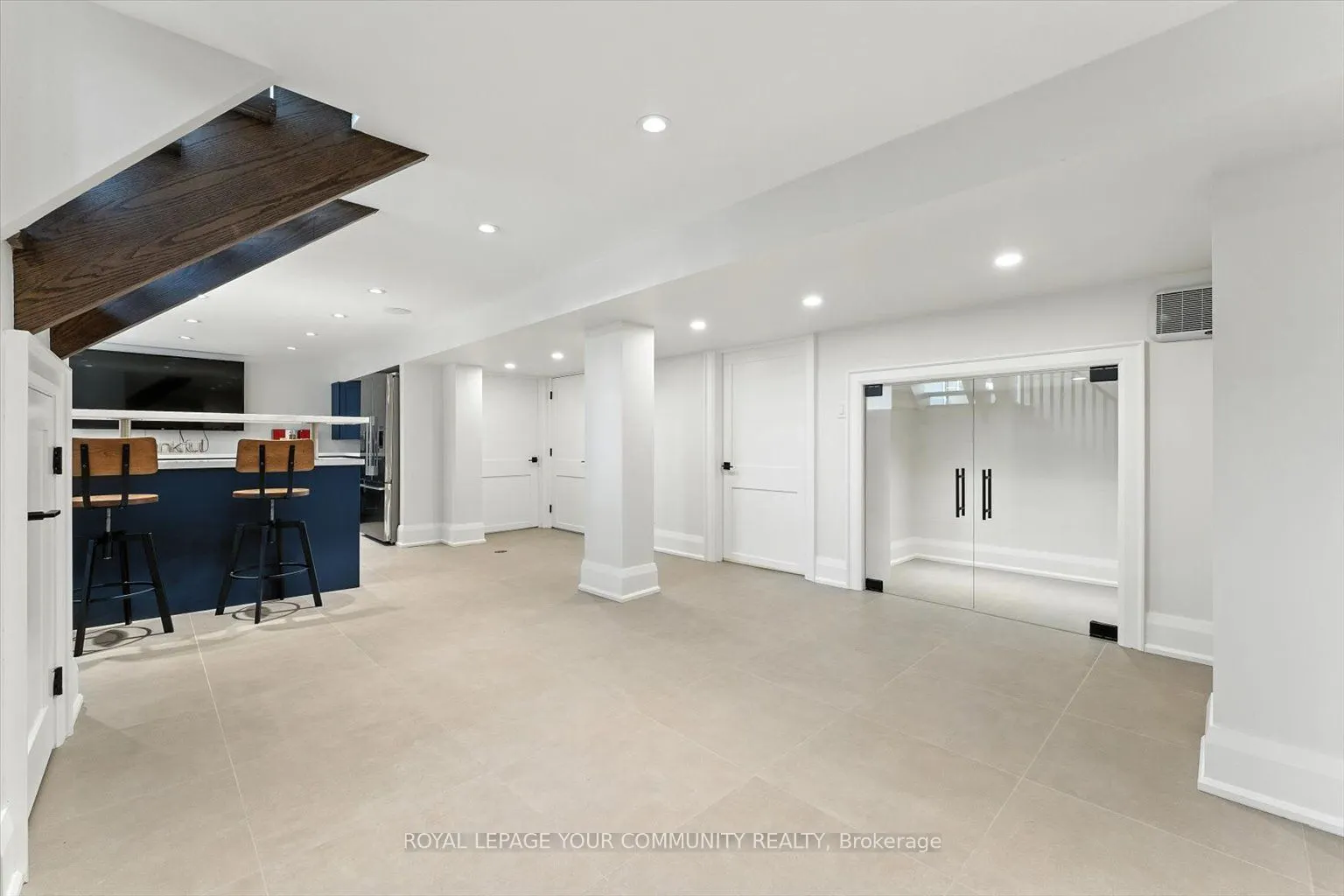 165 Clearview Heights