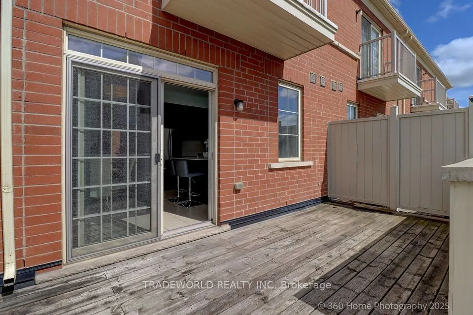 13 Empress of Australia Lane