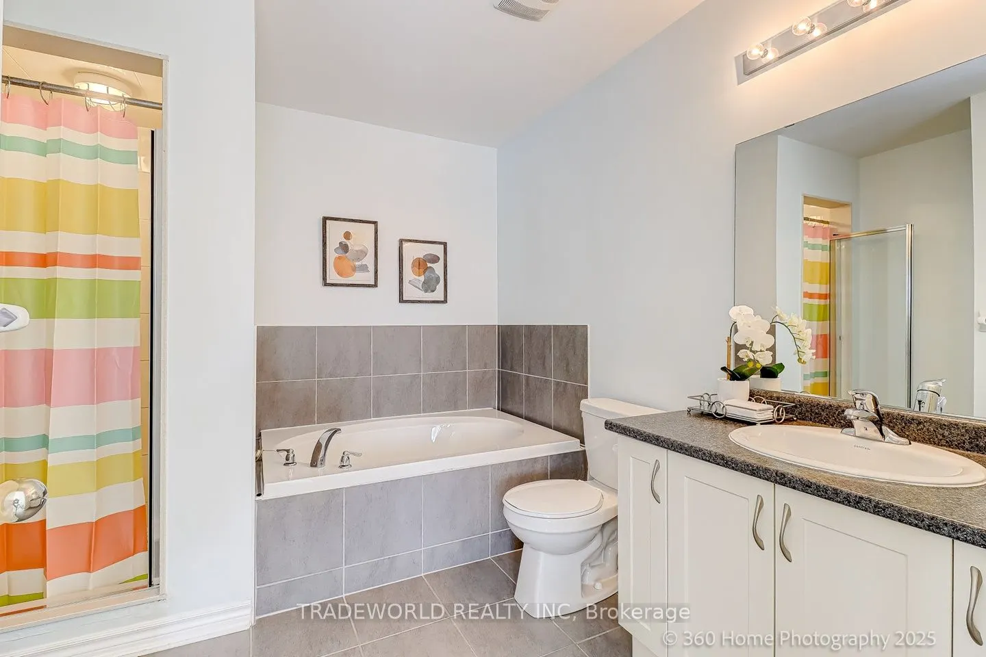 13 Empress of Australia Lane